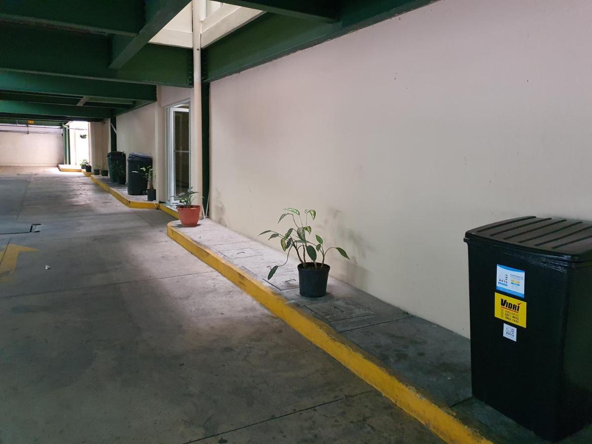 Апартаменты San Benito Flats Wifi 50Mg - 4 Huespedes - Parqueos Сан-Сальвадор Экстерьер фото